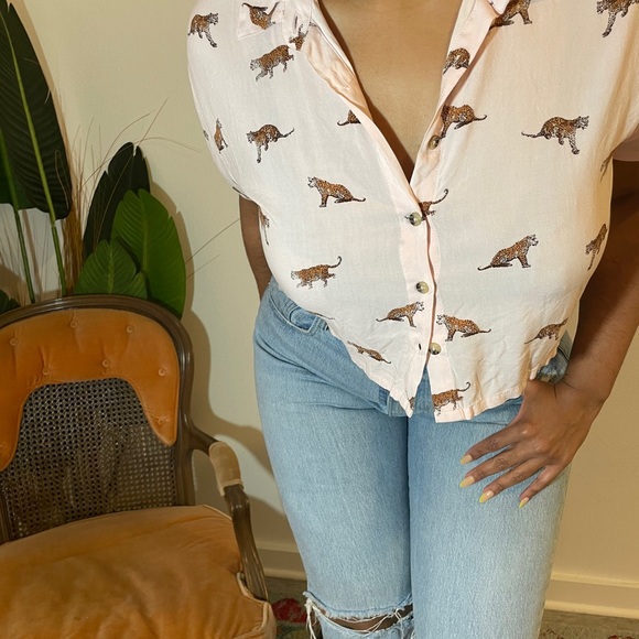 Trendy crop top - Picture 2 of 3